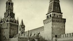 В РОССИИ ДАЖЕ КРЕМЛЬ КРАДЕНЫЙ (У КОГО МОСКВА УКРАЛА ГЛАВНЫЙ СИМВОЛ?)  /СКР/  Видео