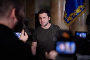 У Зеленского рассказали, когда и как закончится война Украины с россией /