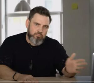 ВЫВОЗИЛИ ЗАНАЧКИ НА ТАНКАХ? Чем занималась Росгвардия ВО ВРЕМЯ "переворота"  Видео