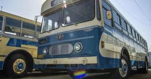 Психолог оригинально «успокоил» скандальную бабулю в автобусе