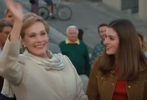 Эти Хулиганы Не Знали, Что Она — Королева  Видео