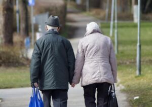 Сосед мне как-то сказал: «Вы, пенсионеры, отработанный шлак для общества»