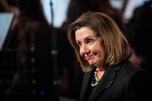 Нэнси Пелоси с криком обратилась к пропалестинским протестующим: Возвращайтесь в Китай