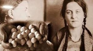 Воспоминания Гертруды Платайс, бывшей  заключенной, которую закидывали необычными камнями