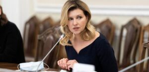 «Никому не нужна страна, которая победила, но в которой люди не могут нормально жить и растить детей»  /АМ/  Видео