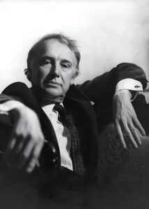 ​Как-то, в самый разгар застоя, Смоктуновскому предложили написать статью…