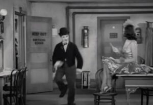 Чарли Чаплин — бессмысленная песня (Новые времена)  Видео