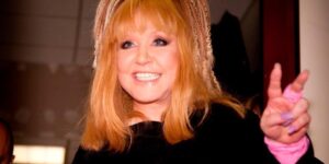 «Жизнь слишком хороша»: Алла Пугачева выпустила к юбилею несколько новых песен