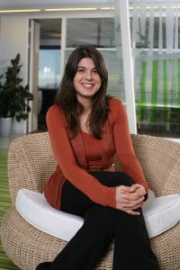 Кира Радински — предсказательница из Хайфы