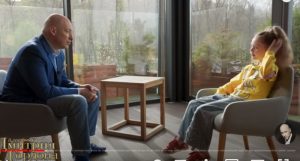 Дочь Гордона Алиса. Конец войны через три дня, что бросили в маму, говорящие коты, парница Валерчика  Видео