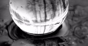 Никогда ни о чем не жалейте вдогонку, Если то, что случилось, нельзя изменить