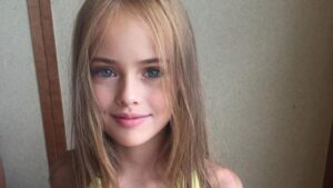 Как выглядит теперь самая красивая девочка в мире