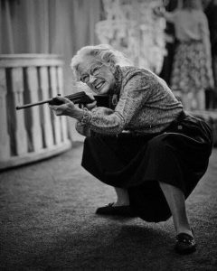 *** МАДАМ, КОТОРЫЙ ЧАС..?