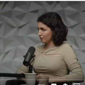 "В ГОЛОВЕ У царька " Фарида РУСТАМОВА о наследницах диктатора, грызне в оппозиции и будущем Кремля  Видео