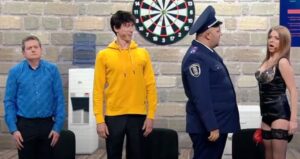 Менты накрыли бордель и обнаружили там своего начальника! Самая неловкая спецоперация в 2021 году!  Видео