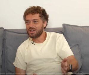 Илья Варламов — о работе, образе жизни, путешествиях и отношении к войне  Видео