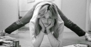 Очаровательная 25-летняя Шэрон Стоун. Сложно не влюбиться.