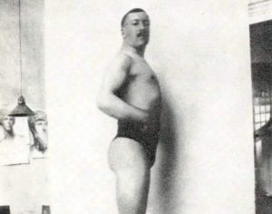 Одинокий мужчина желал бы познакомиться…