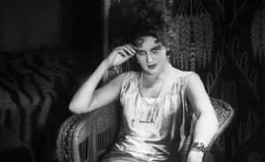 "ЖЕНЩИНА ЭПОХИ ТАНГО" И ПОСЛЕДНЯЯ ЛЮБОВЬ ПОЭТА — АКТРИСА ВЕРОНИКА ПОЛОНСКАЯ.  Видео