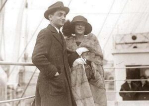 ГИМН АМЕРИКИ НАПИСАЛ ПАРЕНЬ ИЗ МОГИЛЁВА