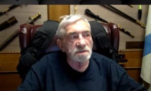 НЕРАСКРЫТЫЕ ТАЙНЫ "КУРСКА": видео с истерикой царька удалили, под водой была связь с живыми  Видео