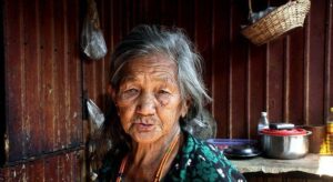 Исследователи выяснили, почему женщины живут дольше мужчин