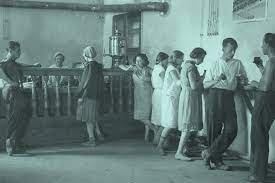 Фастфуд по-советски всё же существовал: какой была «быстрая еда» в СССР