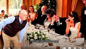 Родители невесты смеялись над отцом жениха. А когда он раскрыл свой подарок, все обомлели!  Видео