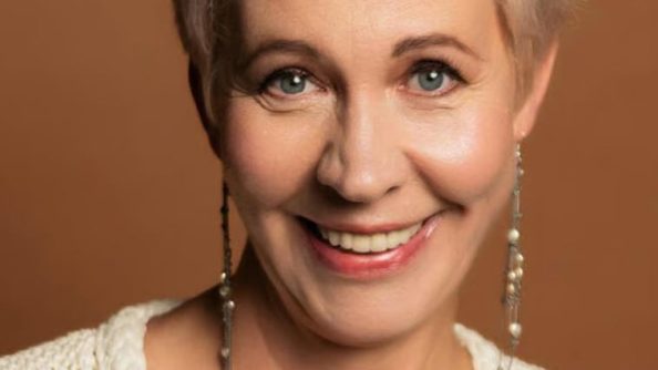 Израиль  Татьяна Лазарева приехала в Израиль. Откровенное интервью о сиренах, эмиграции и о себе