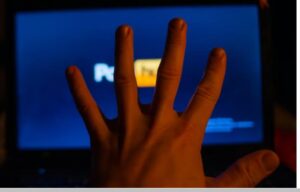 Раввин купил крупнейший порносайт мира: какие изменения его ждут