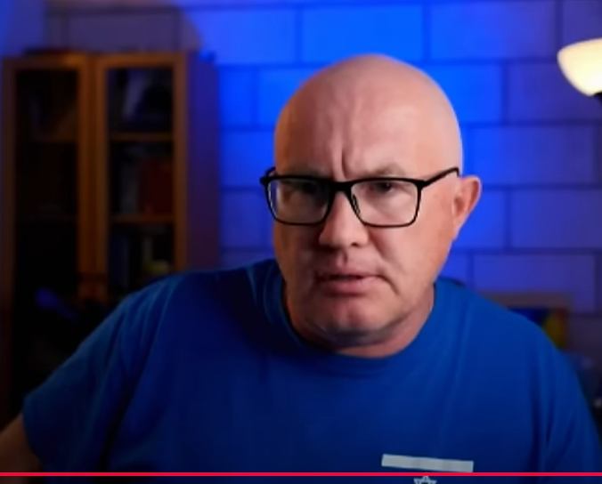 Израиль  Шпионский скандал в правительстве Израиля. Интервью с израильским журналистом Дмитрием Дубовым  /От редакции/ Видео