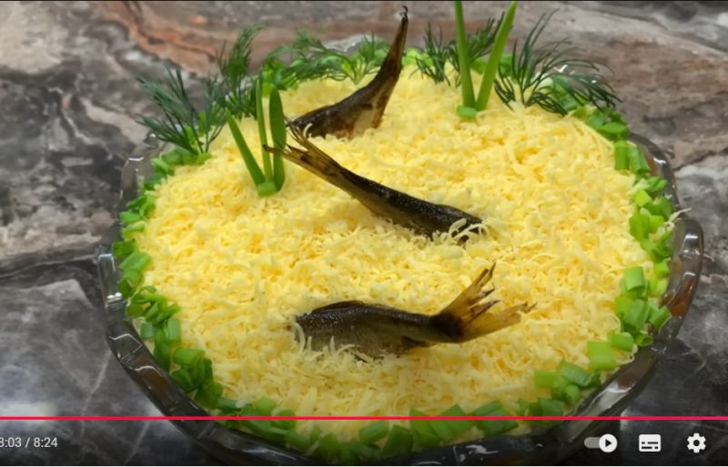 ПОТРЯСАЮЩИЙ салат со ШПРОТАМИ на ПРАЗДНИЧНЫЙ стол  ВКУСНЫЙ,ПРОСТОЙ,БЫСТРЫЙ  Видео.