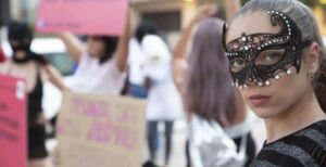 Израиль  Откровения стриптизерши из Тель-Авива