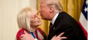 Израиль  Самая богатая израильтянка может возвести на трон нового лидера