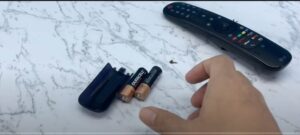 Никогда не покупайте новые батарейки! Просто используйте СОЛЬ, и ваши старые батарейки можно  Видео