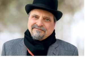 «Когда страна называется родиной, она начинает убивать людей»: Генис о фашизме, Путине и Трампе