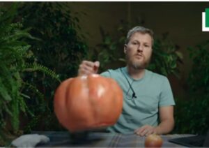 Как правильно лежать во время сна? Твое сердце не выдержит, если…  Видео