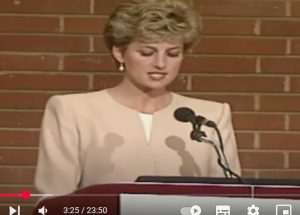 В 56 лет хирург принцессы Дианы НАКОНЕЦ нарушил молчание и шокировал всех!  Видео