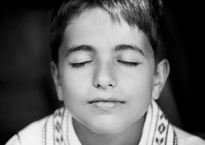 «В одной школе перестал ходить на занятия мальчик…»