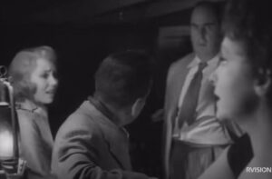 ПОСРАМИ ДЬЯВОЛА (1953) приключения  Видео