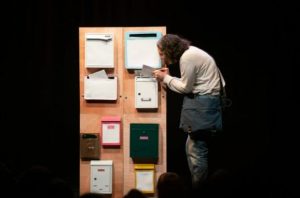 «Кто стучится в дверь ко мне…» Рассказ