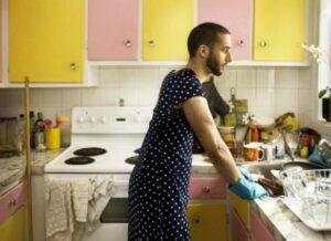 Обратился мужчина к Господу: «Поменяй нас с женой местами!»