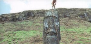 А вы знаете, что скрыто под головами на острове Пасхи?