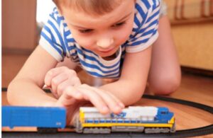 Пятилетний мальчик начинает ругаться в присутствии своей мамы. Но когда она пытается наказать его, он делает невероятное!