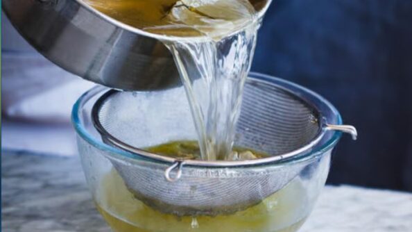 Как сварить идеально прозрачный куриный бульон: 5 правил в Израиле