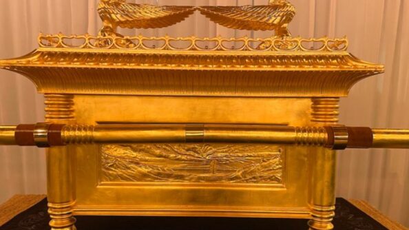 В поисках библейского Ковчега. Как ЦРУ искало христианскую святыню и при чем тут экстрасенсы, Индиана Джонс и тамплиеры