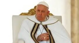 «Давайте помолимся за весь мир» Как вышибала из ночного клуба стал Папой Римским Франциском и чем он запомнился?