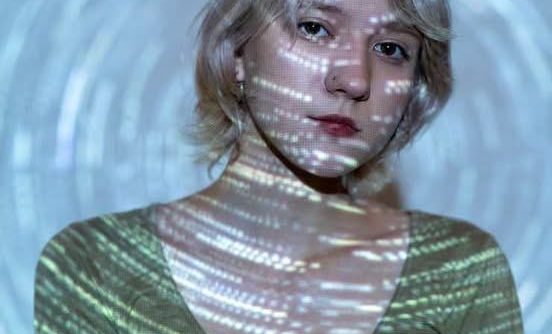 – Папа! Папа! Там мама звонит! – Голос сына вырвал Игоря из задумчивости.