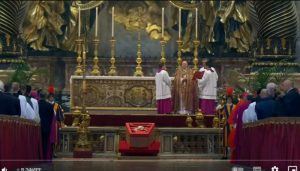 ПРЯМОЙ ЭФИР! Ватикан провожает Папу Франциска — тысячи собрались у собора Святого Петра  Видео