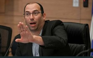 Ротман прерывает сестру заложника и выгоняет отца погибшего  /От редакции/